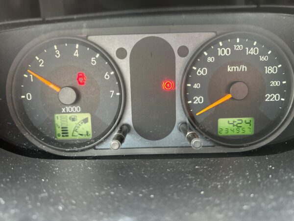 VERKOCHT ! Ford Fiesta 1.4-16V Trend