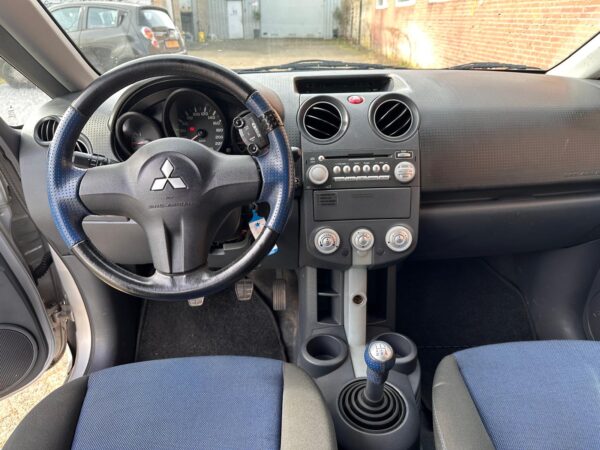 Mitsubishi Colt 2007 1.5 D’azur