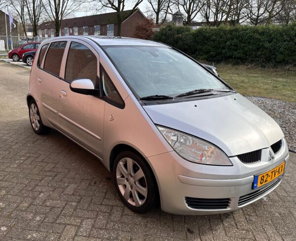Mitsubishi Colt 2007 1.5 D’azur