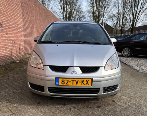 Mitsubishi Colt 2007 1.5 D’azur